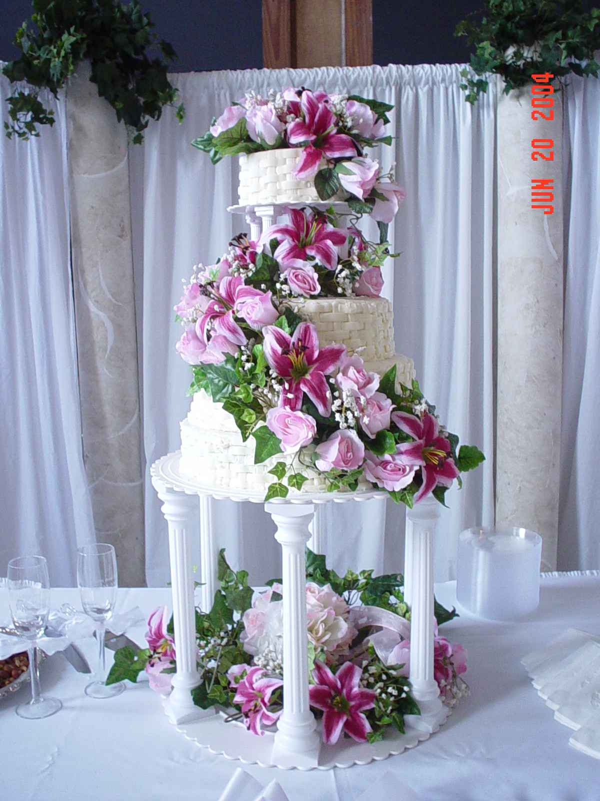 Cake Flowers Simply Elegant Weddings